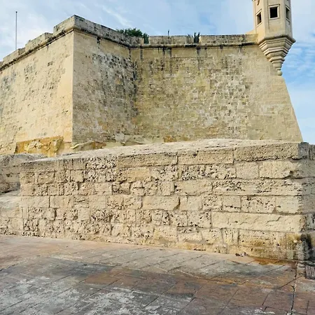 Il-maxtura - Charming 17th Century House Of Character In The Historical Three Cities * Cospicua