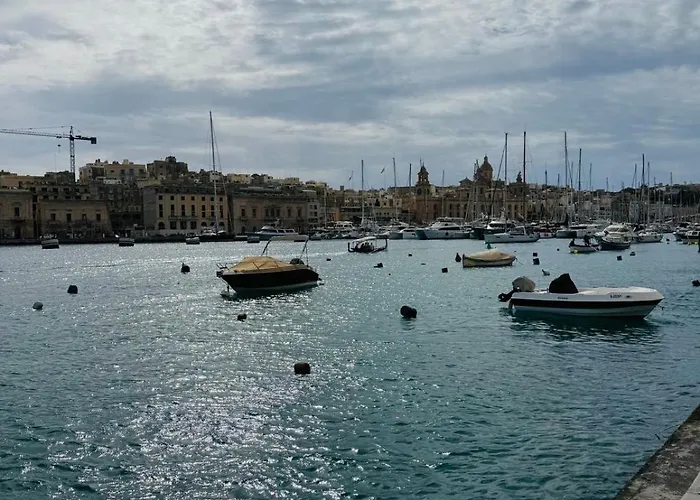 Il-maxtura - Charming 17th Century House Of Character In The Historical Three Cities Cospicua