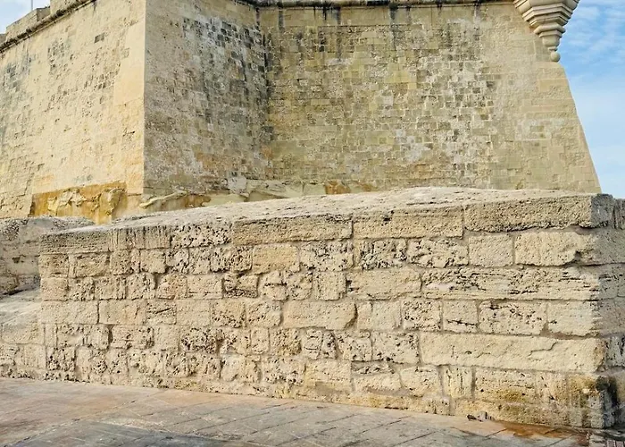 Il-maxtura - Charming 17th Century House Of Character In The Historical Three Cities * Cospicua